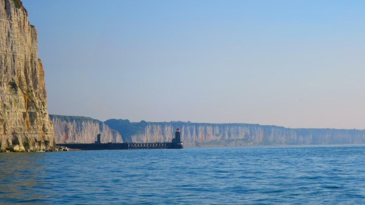Le Bout Du Monde Saint-Léonard Exterior foto